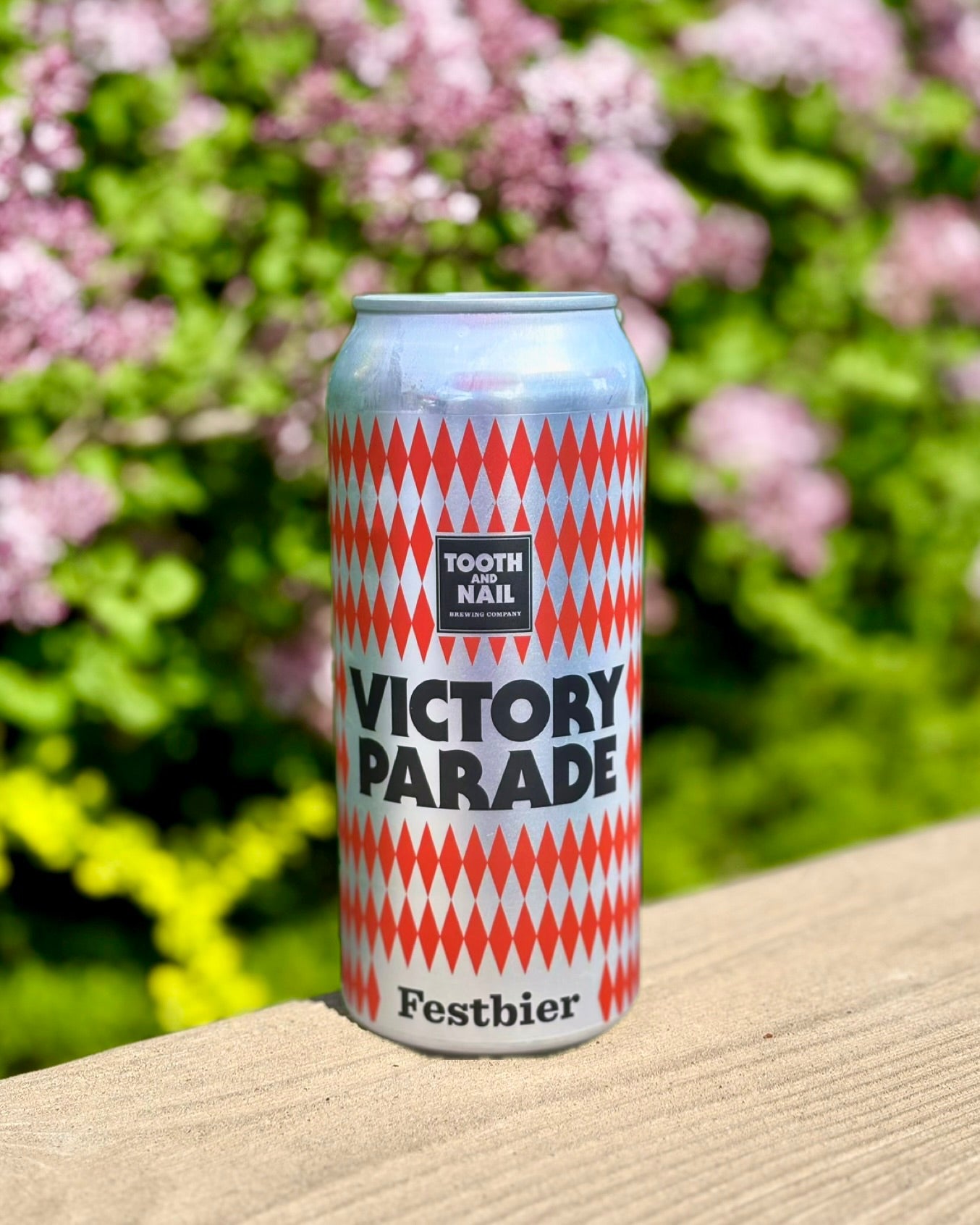 VICTORY PARADE Festbier, 5.6%